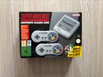 Super Nintendo Mini in doos. Nieuwstaat! Inc 21 Games 2 cont, Spelcomputers en Games, Ophalen of Verzenden, Nieuw