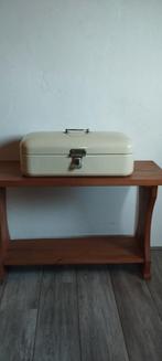 Emaille brooddoos wit en zeer netjes, Ophalen