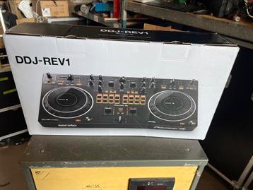 Pioneer DDJ-REV1 DJ-controller - Nieuw (B-Stock) 