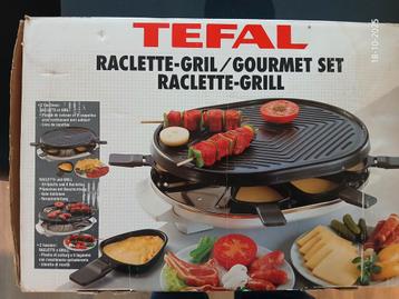 Tefal  gourmet set met 8 pannetjes.  beschikbaar voor biedingen