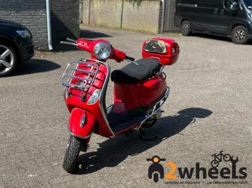 Vespa LX 1-cilinder, 4-takt, luchtgekoeld Rood 2009 beschikbaar voor biedingen