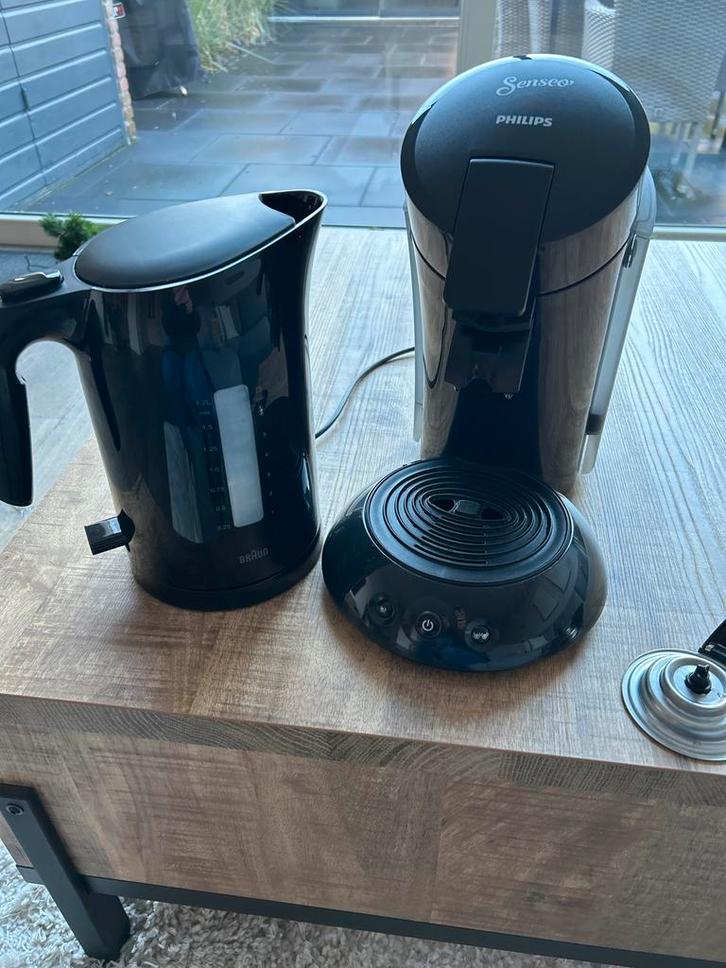 Senseo koffiezetapparaat + Braun waterkoker, Witgoed en Apparatuur, Koffiezetapparaten, Gebruikt, Koffiepads en cups, Koffiemachine