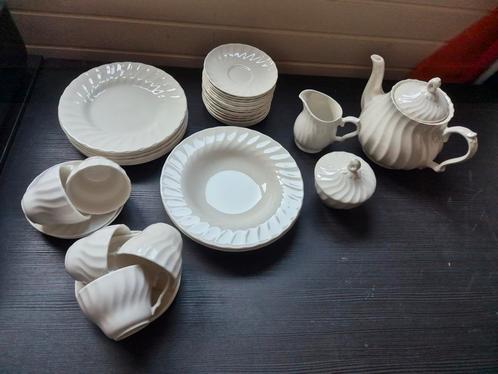 Churchill Chelsea White serviesdelen, Huis en Inrichting, Keuken | Servies, Gebruikt, Ophalen of Verzenden