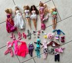 Barbiepoppen met kleding, Kinderen en Baby's, Speelgoed | Poppen, Ophalen of Verzenden, Zo goed als nieuw