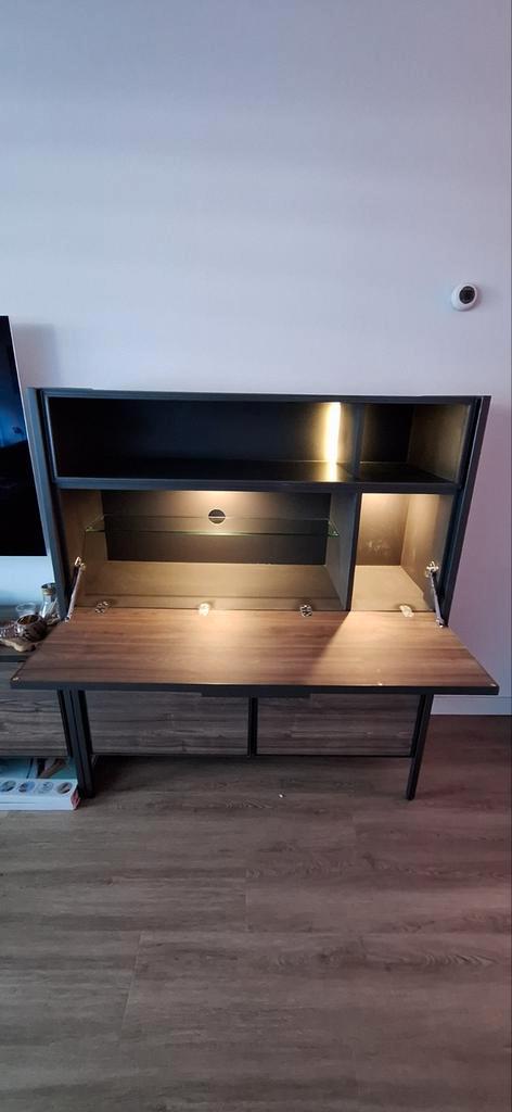 Bar kast voor glazen en drankjes, Huis en Inrichting, Kasten | Overige, Zo goed als nieuw, Ophalen