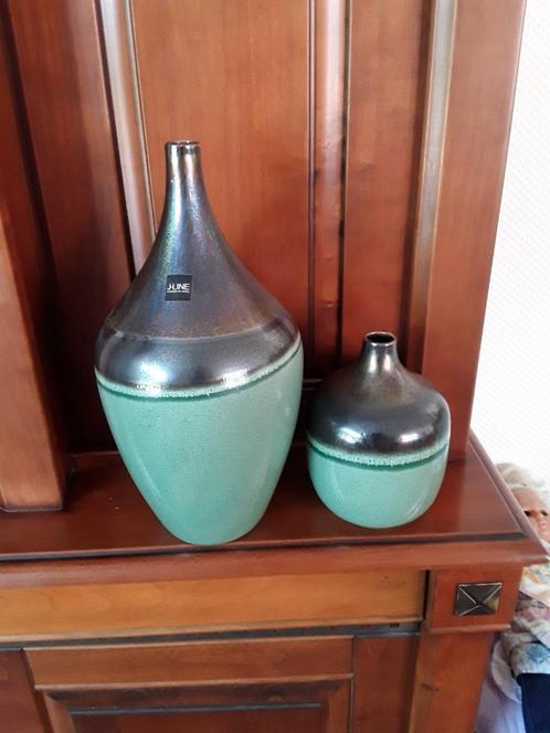 vazen J-Line. groene vazen, Huis en Inrichting, Woonaccessoires | Vazen, Zo goed als nieuw, Groen, Minder dan 50 cm, Overige materialen