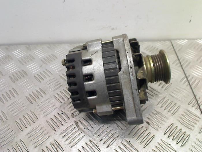 Dynamo van een Daewoo Nexia, Auto-onderdelen, Motor en Toebehoren, Daewoo, Gebruikt, 3 maanden garantie, Ophalen of Verzenden