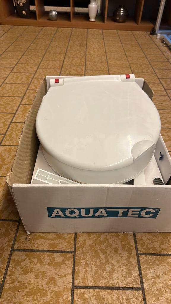 Aquatech WC Verhoger, Doe-het-zelf en Verbouw, Sanitair, Gebruikt, Toilet, Ophalen