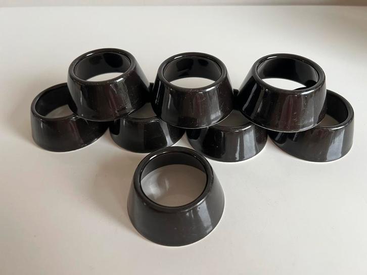 Set 8 ARABIA Kilta Eierdopjes/Ringen Zwart Kaj Franck 50’s, Antiek en Kunst, Antiek | Servies los, Ophalen of Verzenden