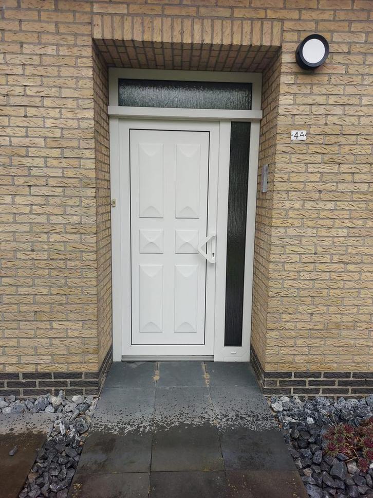 Kunstof kozijnen, Doe-het-zelf en Verbouw, Kozijnen en Schuifpuien, Zo goed als nieuw, Ophalen