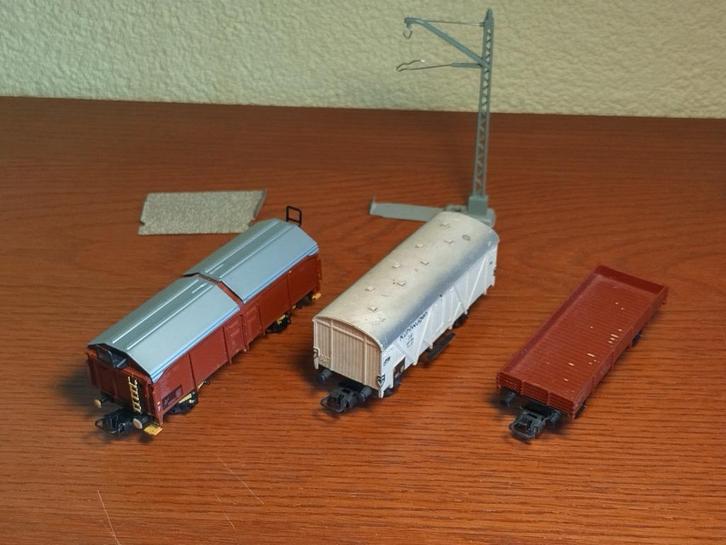 Märklin goederenwagens en bovenleidingmast, Hobby en Vrije tijd, Modeltreinen | H0, Gebruikt, Wagon, Wisselstroom, Märklin, Ophalen of Verzenden