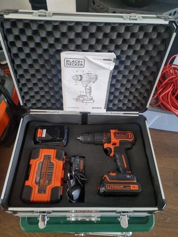 BLACK+DECKER Accu Boormachine Set (incl. case en extra accu) beschikbaar voor biedingen