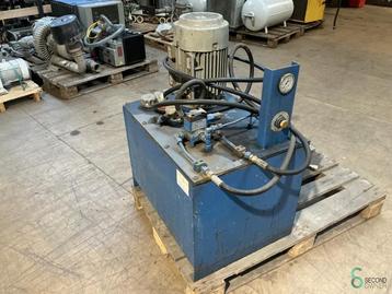 Hydrauliekpomp Unknown beschikbaar voor biedingen