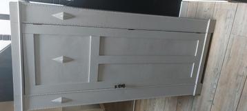 Mooie kast beschikbaar voor biedingen