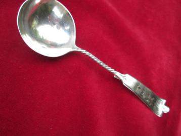 Sauslepel met Haakje en Vogel Frank Pluut Schoonhoven Zilver beschikbaar voor biedingen