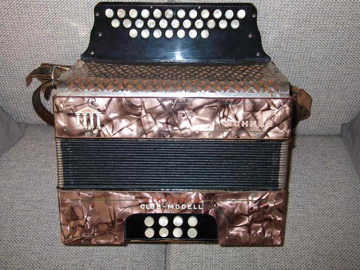 Hohner Harmonica - Trekzak - Accordeon Viktopia-Club-Modell, Muziek en Instrumenten, Accordeons, Gebruikt, Knopaccordeon, Overige formaten