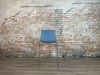 Arper Catifa 46 bar stool blauw bij TheReSales, Ophalen of Verzenden, Zo goed als nieuw, Metaal, 90 cm of meer