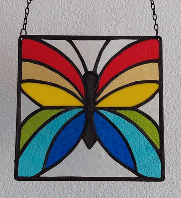 Raamhanger - glas in lood- tiffany - vlinder - 20 cm