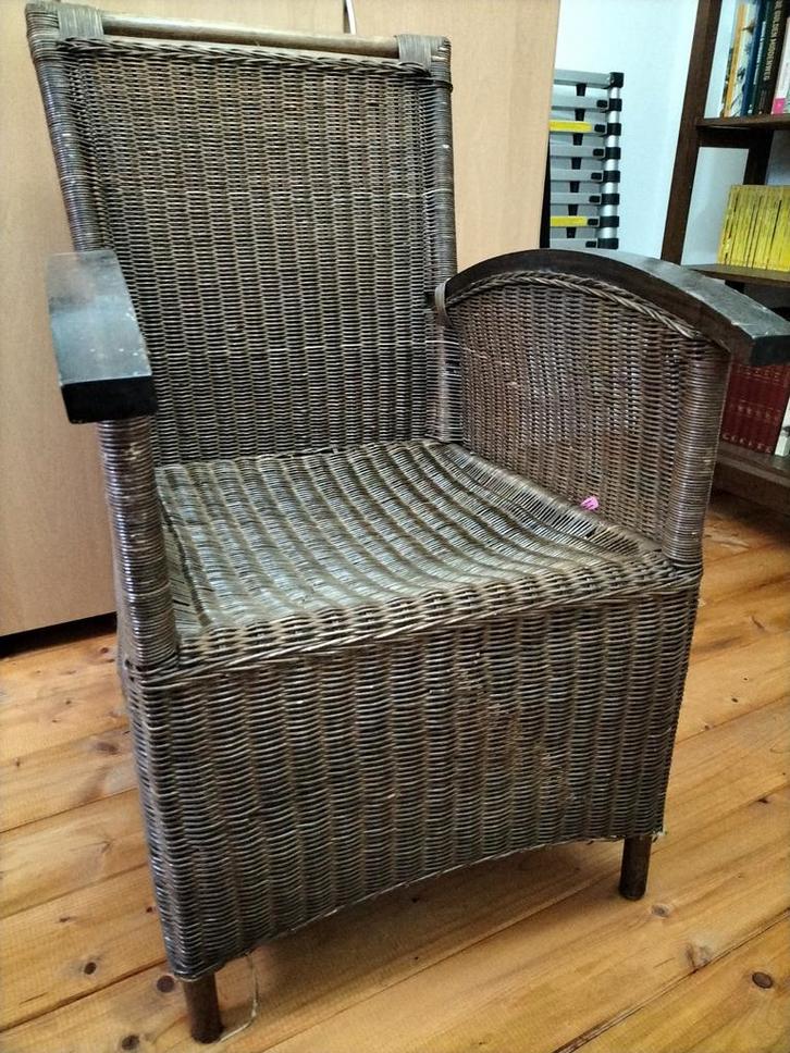 Rieten Stoel met Armleuningen, Huis en Inrichting, Stoelen, Ophalen