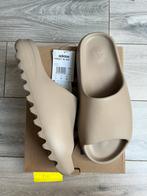 Yeezy Slide Pure (Adidas) First release, maat 46, Slippers, Overige kleuren, Nieuw, Ophalen of Verzenden