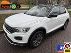 Volkswagen T-Roc 1.5 TSI Sport, Auto's, Volkswagen, Electronic Stability Program (ESP), 4 cilinders, 150 pk, Wit