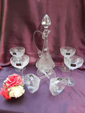 Antieke kristallen likeur set ster geslepen  beschikbaar voor biedingen