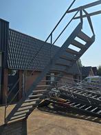 Stalen trap gegalv. Hoog 3,4 mtr. Nob058, Ophalen, Zo goed als nieuw, 2 tot 4 meter