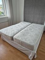 Boxspring bed  2 singles 80 x 200 of 160 x 200, Huis en Inrichting, Ophalen, Gebruikt, Wit, Tweepersoons