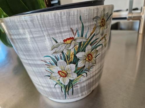 bloempot  (narcissen  als illustratie) met plant, Tuin en Terras, Bloempotten, Gebruikt, Aardewerk, Binnen, Minder dan 25 cm, Rond