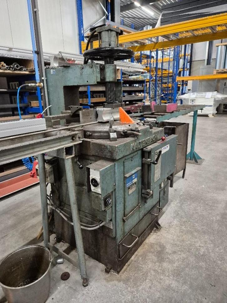 Kaltenbach zaagmachine KKS met rollenbaan, Zakelijke goederen, Machines en Bouw | Metaalbewerking, Ophalen