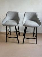 2 grijs gestoffeerde barkrukken draaibaar, Huis en Inrichting, Barkrukken, Ophalen, Draaibaar, Gebruikt, 60 tot 90 cm