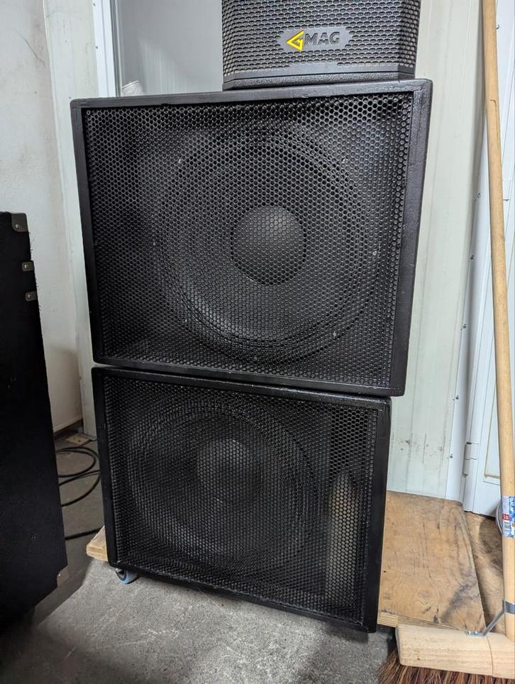 ✅18 inch 1200 watt rms baskasten EAW, Audio, Tv en Foto, Luidsprekers, Gebruikt, Subwoofer, 120 watt of meer, Overige merken, Ophalen of Verzenden