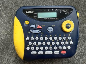 Brother P-touch 1250 label printer beschikbaar voor biedingen