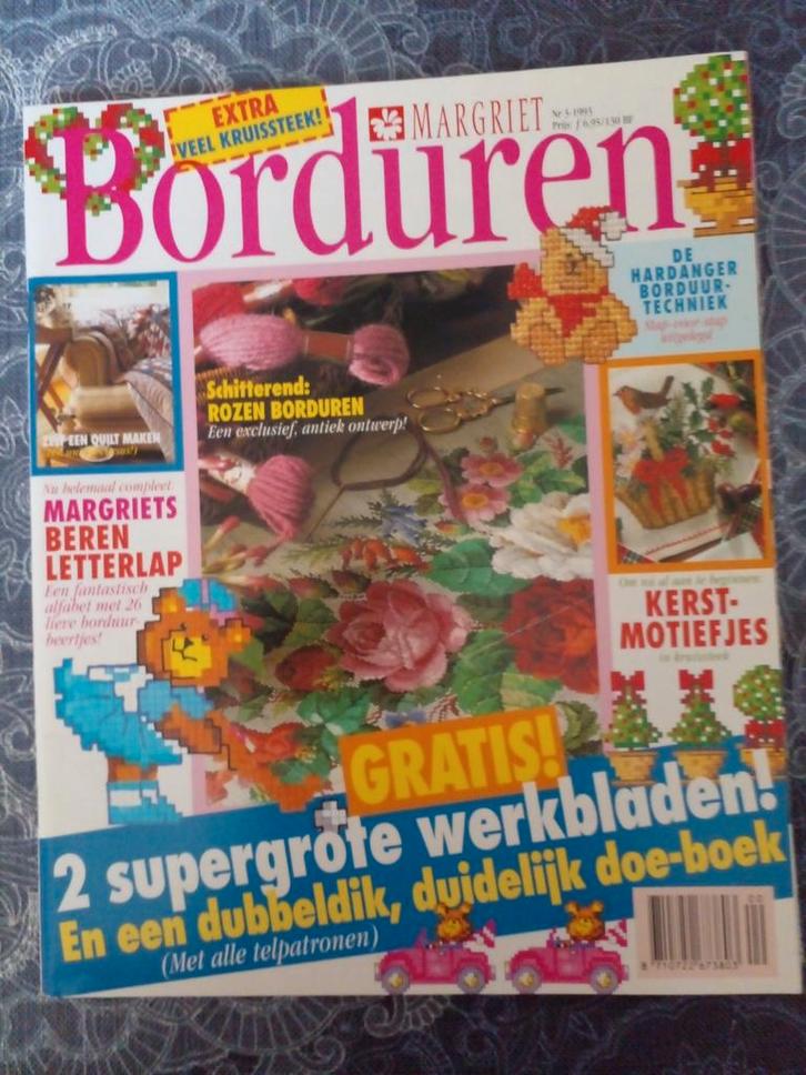 Margriet Borduren 1993 - Rozen, Beren & Kerstmotiefjes, Boeken, Tijdschriften en Kranten, Gelezen, Damesbladen, Ophalen of Verzenden