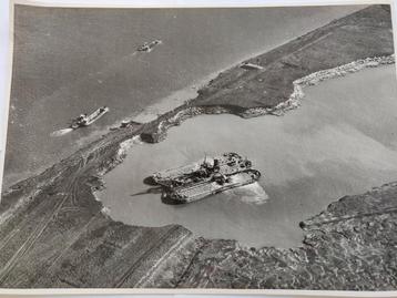 C568 Rotterdam Botlek Aanleg 3e Petro h 1957 beschikbaar voor biedingen
