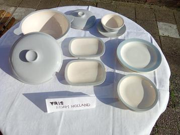 servies Fris Edam Holland beschikbaar voor biedingen
