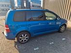 Volkswagen Touran 2.0 TDI grijs kenteken, trekhaak, airco, Auto's, Voorwielaandrijving, Zwart, 4 cilinders, Te koop