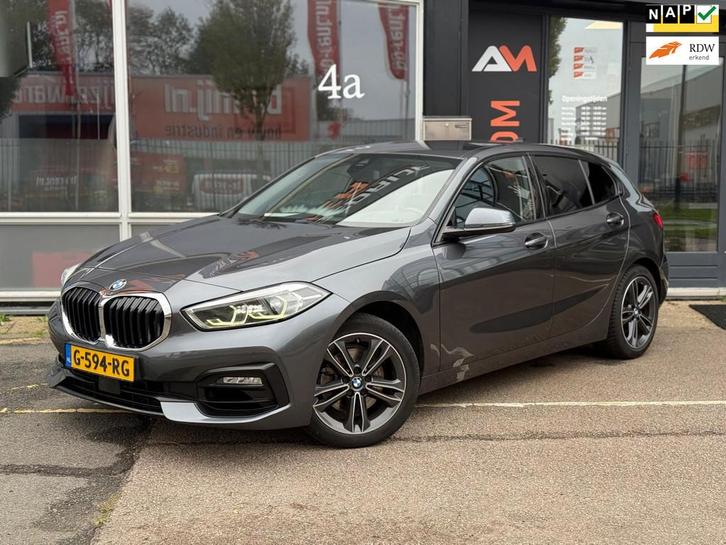 BMW 1-serie 118i Executive Edition | Airco | Cruise | PDC, Auto's, BMW, Bedrijf, Te koop, 1-Serie, ABS, Airbags, Airconditioning
