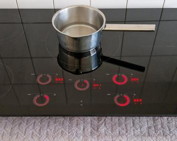 Atag inductie kookplaat 90 cm beschikbaar voor biedingen
