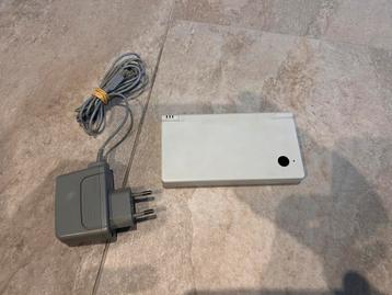 Nintendo Dsi wit met lader beschikbaar voor biedingen