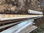 Te koop: zonneschermen 2 stuks gebruikt, Tuin en Terras, Zonneschermen, Ophalen, Gebruikt, 150 tot 300 cm, 250 cm tot 450 cm