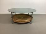 Vintage Rookglazen Salontafel met Rotan Mand, Huis en Inrichting, Tafels | Salontafels, Ophalen, Gebruikt, Rond, Glas