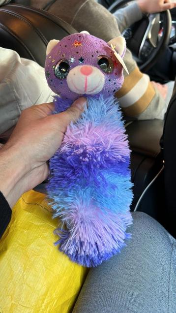 GEZOCHT: Deze paarse/roze knuffelbeest | HOGE Beloning beschikbaar voor biedingen