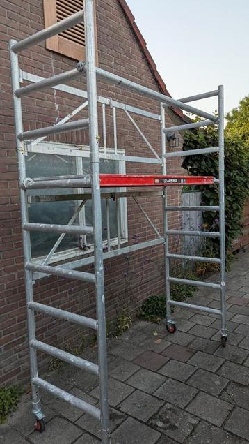 Altrex Professionele Kamersteiger RS4 Power incl. opzetstuk beschikbaar voor biedingen