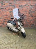 Custom Vespa Sprint 2022 - Akra, Malossi, Dior zadel, Overige modellen, Maximaal 45 km/u, Zo goed als nieuw, Benzine