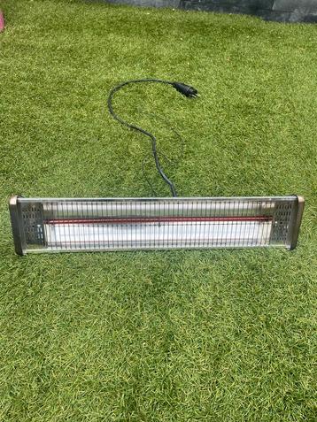 Outtrade heater terrasverwarming 1500W beschikbaar voor biedingen