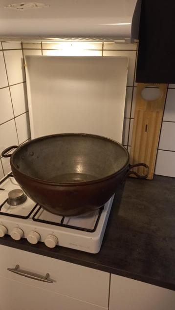 2 x Vintage multifunctionele koperen schalen beschikbaar voor biedingen