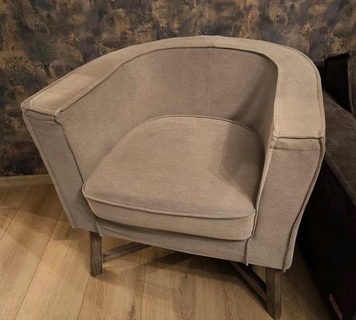 Comfortabele fauteuil aura peeperkorn dirk stoer sober, Huis en Inrichting, Fauteuils, Zo goed als nieuw, Stof, 50 tot 75 cm, 75 tot 100 cm