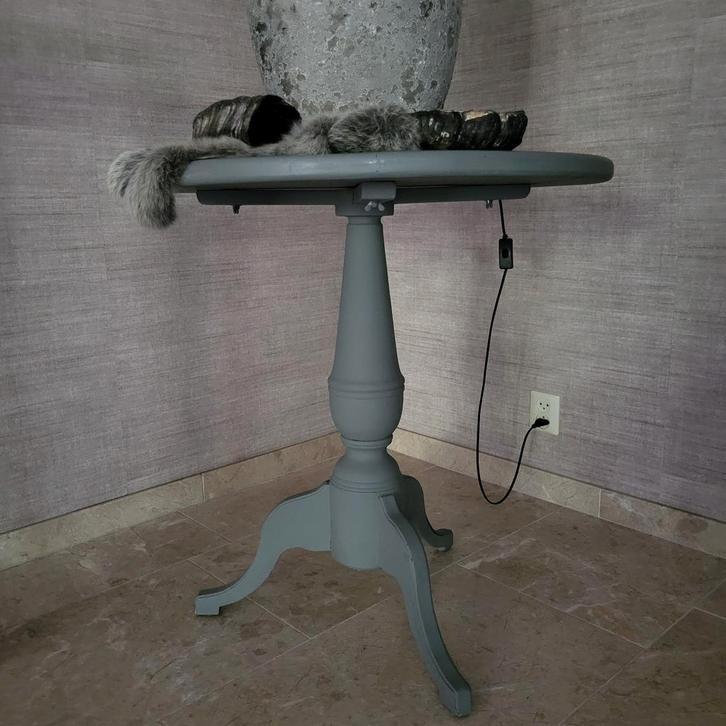 Grijs Wijntafeltje - 76cm Doorsnee, 78cm Hoog, Huis en Inrichting, Tafels | Bijzettafels, Gebruikt, Rond, 60 cm of meer, 75 cm of meer