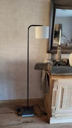 Vloerlamp Aura Peeperkorn, Gebruikt, 100 tot 150 cm, Ophalen of Verzenden, Metaal